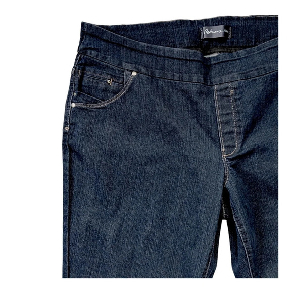 Reitmans Denim Dark Wash Black Stretch Walking Shorts Capris 22 - Picture 2 of 10